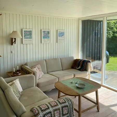 Summer House At Hou Nordstrand With First-class View بيت للعطل *